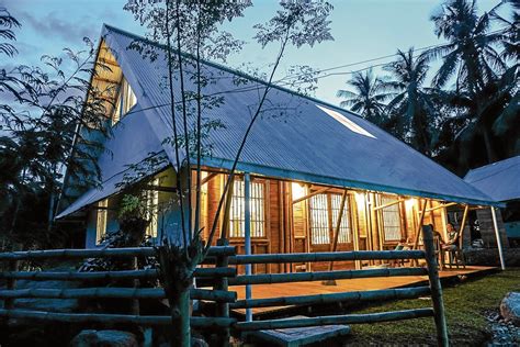 modern bahay kubo interior design.